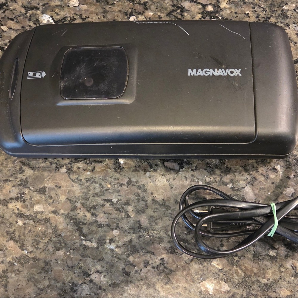 Magnavox VHS Tape Rewinder Black Automatic Stop Top Loading Retro Tested
